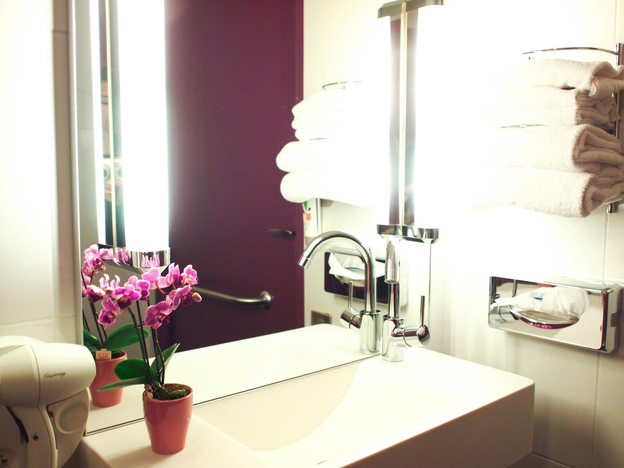 Ibis Styles Angers Centre Gare Otel Dış mekan fotoğraf