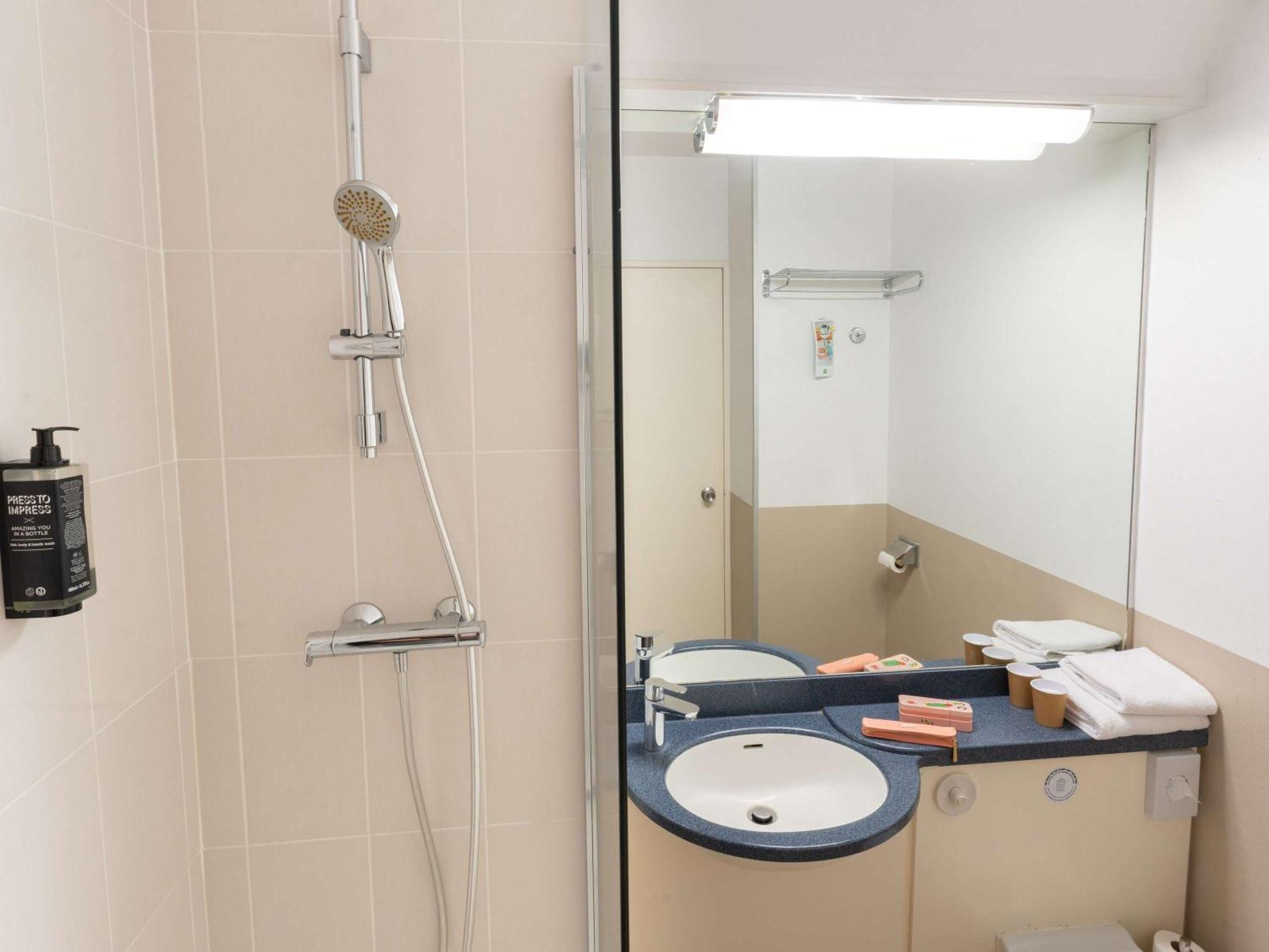 Ibis Styles Angers Centre Gare Otel Dış mekan fotoğraf